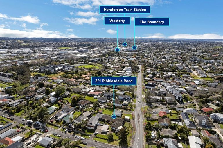 Photo of property in 3/1 Ribblesdale Road, Henderson, Auckland, 0612