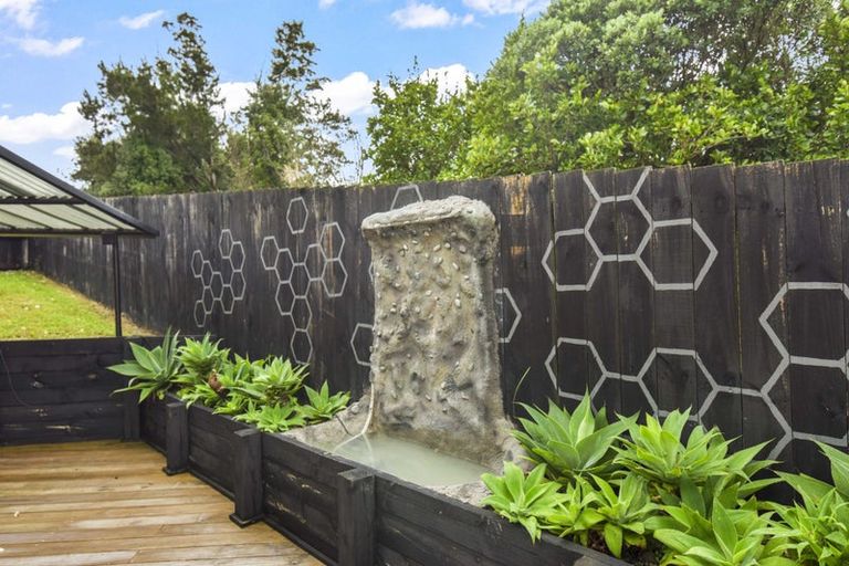 Photo of property in 53 Maylee Crescent, Gulf Harbour, Whangaparaoa, 0930