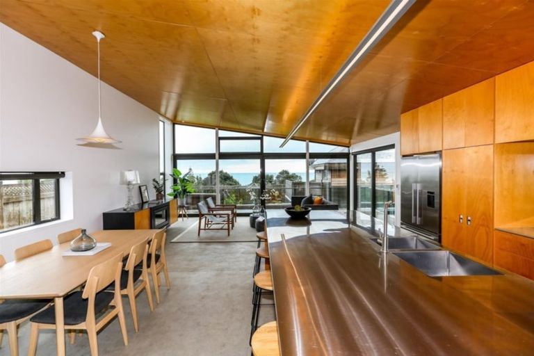 Photo of property in 4 Newton Street, Fitzroy, New Plymouth, 4312