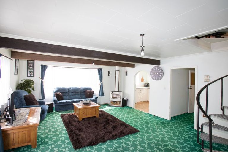 Photo of property in 5 Jeune Street, Lake Tekapo, 7999