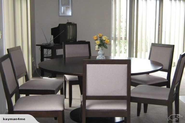 Photo of property in 15a Euston Street, Riccarton, Christchurch, 8041