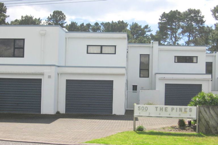 Photo of property in 500c Ocean Road, Whangamata, 3620