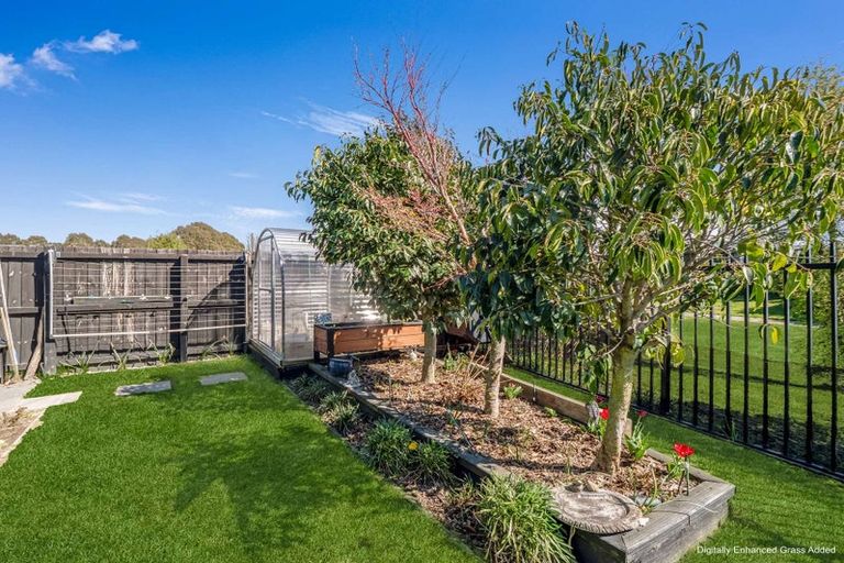 Photo of property in 10 Koreke Lane, Halswell, Christchurch, 8025