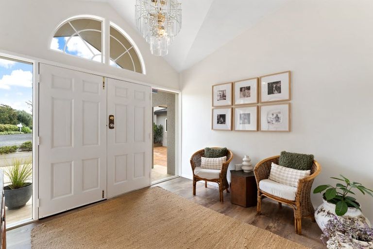 Photo of property in 35 Cloverfields Drive, Waimauku, 0812