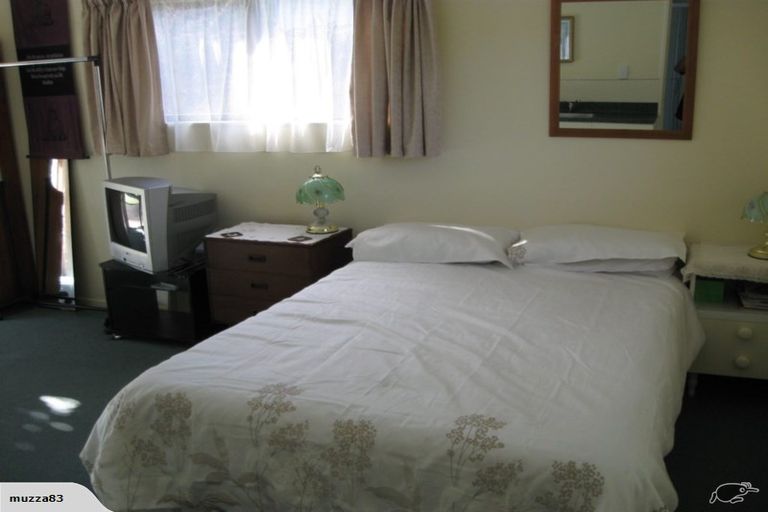 Photo of property in 17 Beech Court, Welcome Bay, Tauranga, 3175