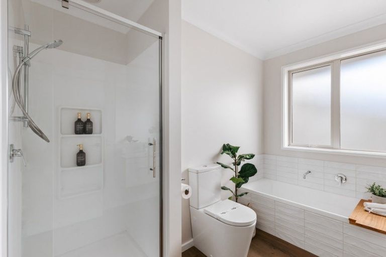 Photo of property in 27 Moira Close, Welcome Bay, Tauranga, 3175