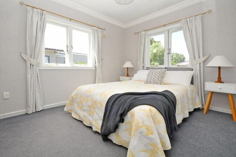 Photo of property in 15 Riverlea Road, Whenuapai, Auckland, 0618