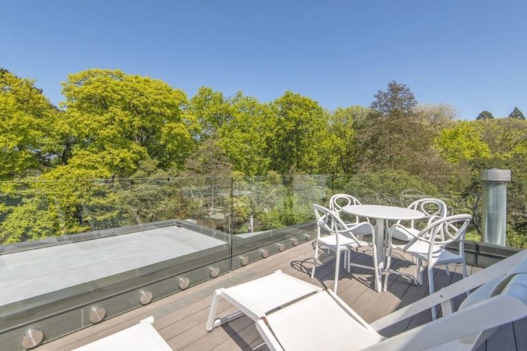 Photo of property in 4 Millbank Lane, Merivale, Christchurch, 8014