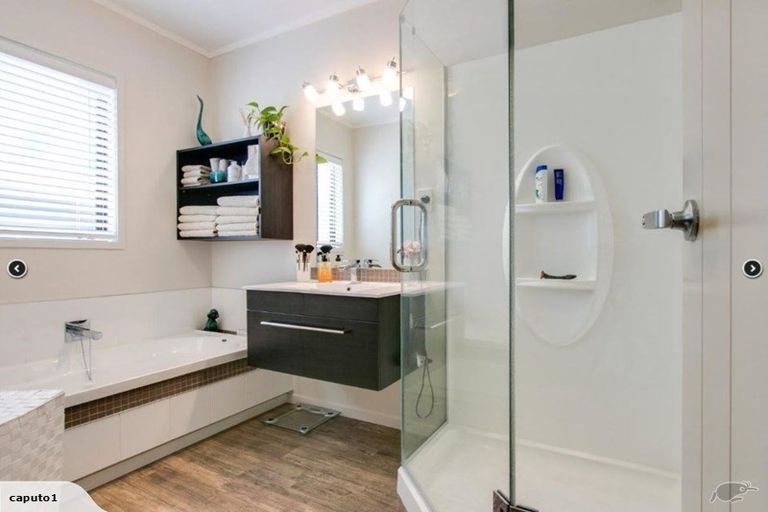 Photo of property in 2/5 Wiltshire Place, Tamatea, Napier, 4112