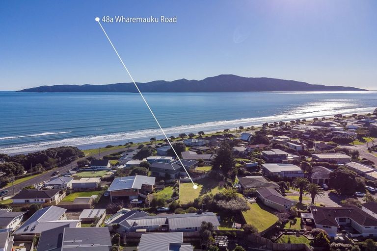 Photo of property in 48a Wharemauku Road, Raumati Beach, Paraparaumu, 5032