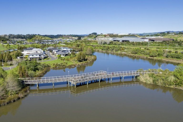 Photo of property in 25 Foley Grove, Pyes Pa, Tauranga, 3110