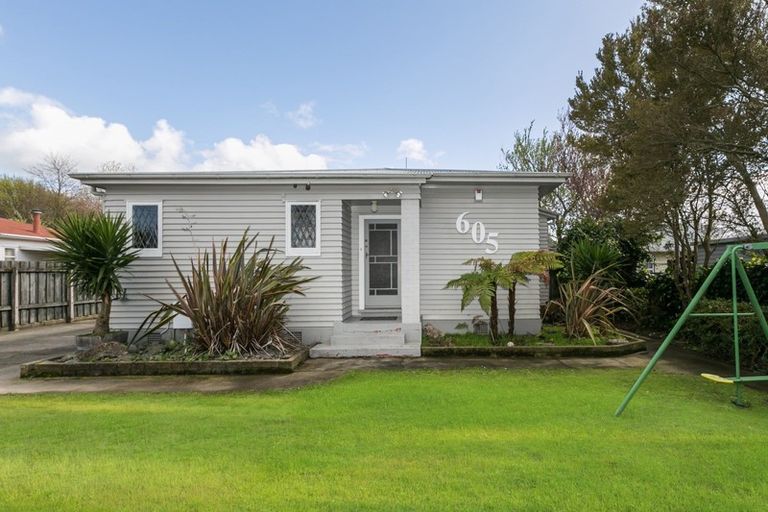 Photo of property in 605 Hastings Street South, Akina, Hastings, 4122