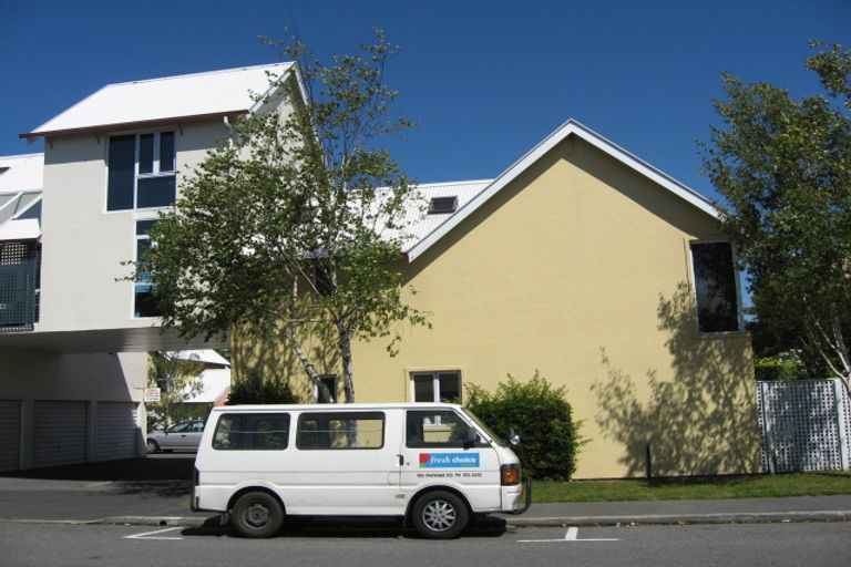 Photo of property in 9/140 Office Road, Merivale, Christchurch, 8014
