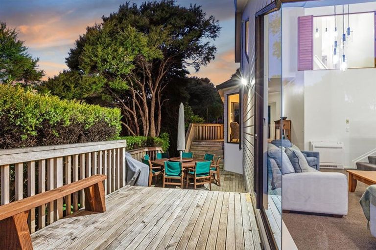 Photo of property in 42 James Cook Drive, Whitby, Porirua, 5024