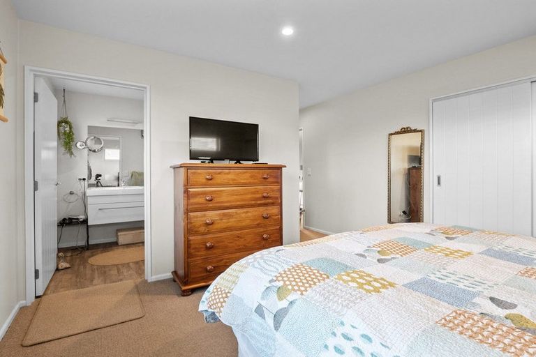 Photo of property in 28 Woodstock Road, Lower Shotover, Queenstown, 9304