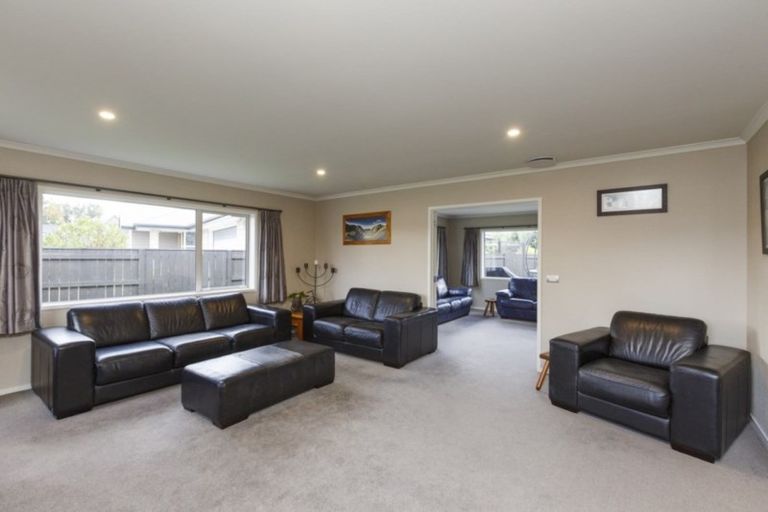 Photo of property in 10 Doncaster Court, Awapuni, Palmerston North, 4412