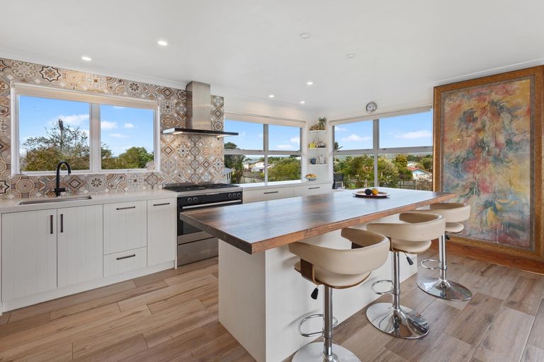 Photo of property in 344b One Tree Point Road, One Tree Point, 0118