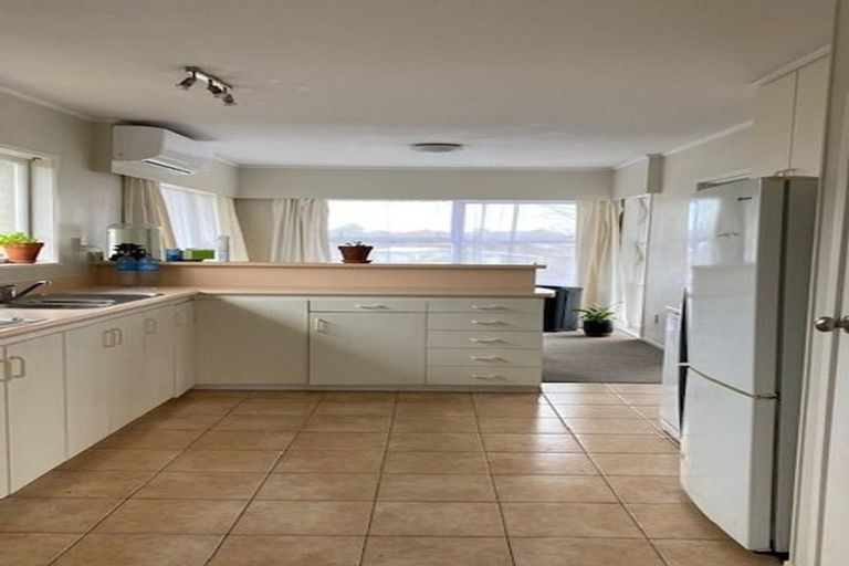 Photo of property in 13 Maugham Drive, Bucklands Beach, Auckland, 2014