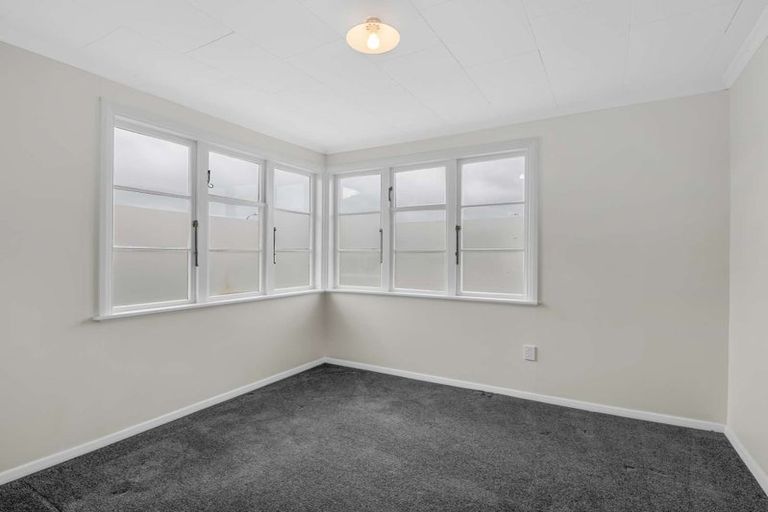 Photo of property in 36 Humber Street, Roslyn, Palmerston North, 4414