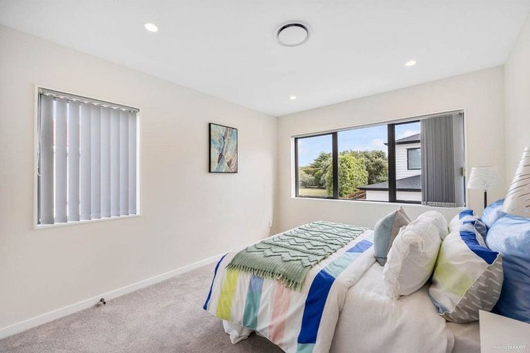Photo of property in 12a Sheridan Drive, New Lynn, Auckland, 0600