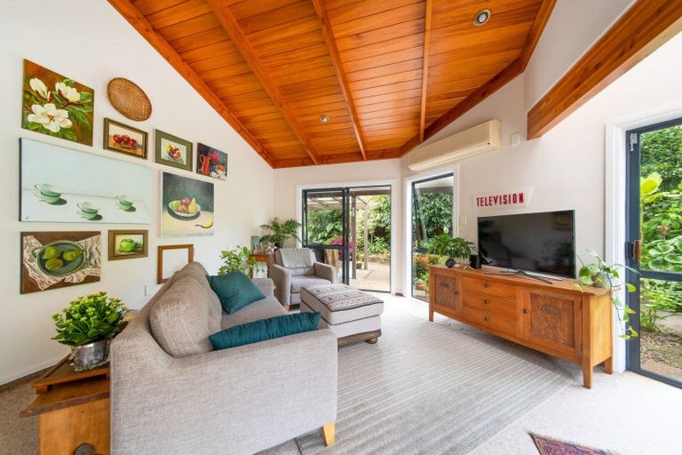 Photo of property in 18 Augusta Place, Te Kamo, Whangarei, 0112