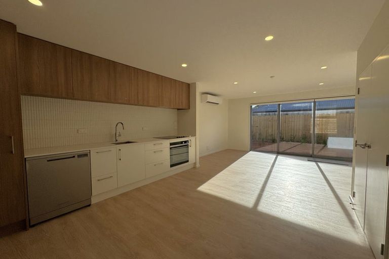 Photo of property in 8/45 Champion Street, Edgeware, Christchurch, 8013