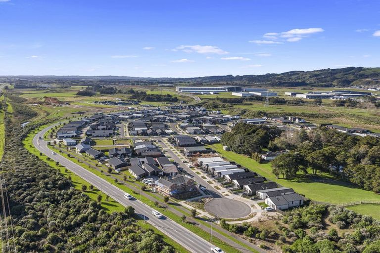 Photo of property in 12 Hillock Rise, Ramarama, 2579