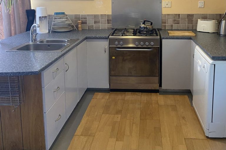 Photo of property in 14 Tonks Street, North New Brighton, Christchurch, 8083