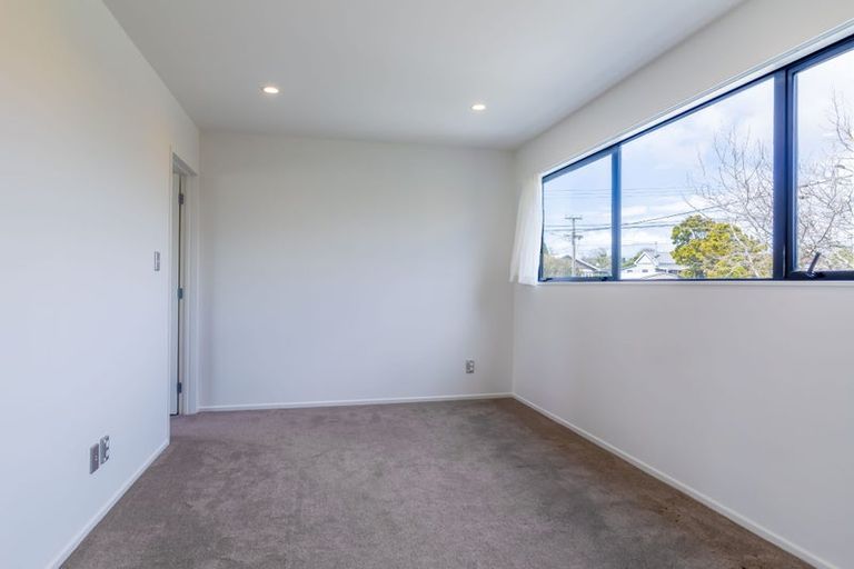 Photo of property in 46c Willerton Avenue, New Lynn, Auckland, 0600