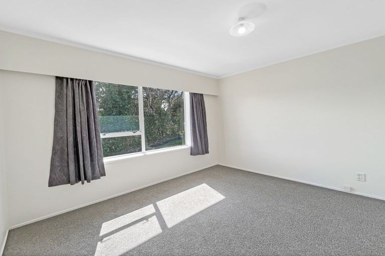 Photo of property in 2/11 Eastwood Rise, Browns Bay, Auckland, 0630