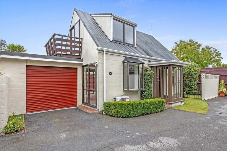 Photo of property in 1/38 Onslow Street, St Albans, Christchurch, 8014