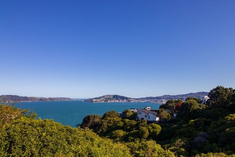 Photo of property in 2/72 Homebush Road, Khandallah, Wellington, 6035