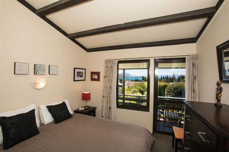 Photo of property in 25 Murray Place, Lake Tekapo, 7999