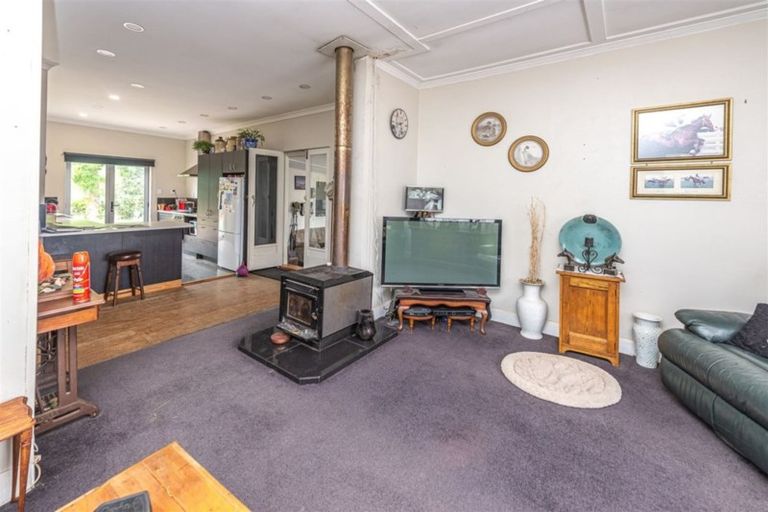 Photo of property in 2 Mcneil Street, Balclutha, 9230