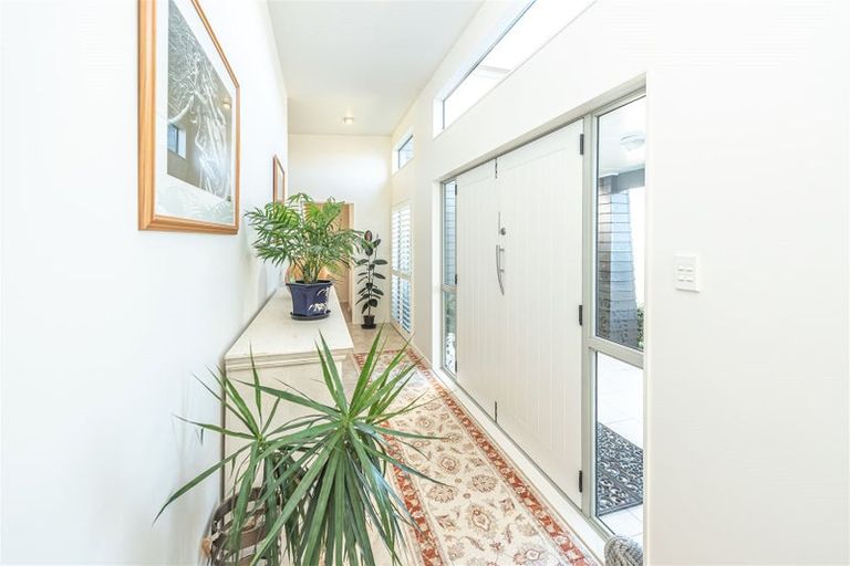 Photo of property in 12 Cotswolds Close, Otamatea, Whanganui, 4500