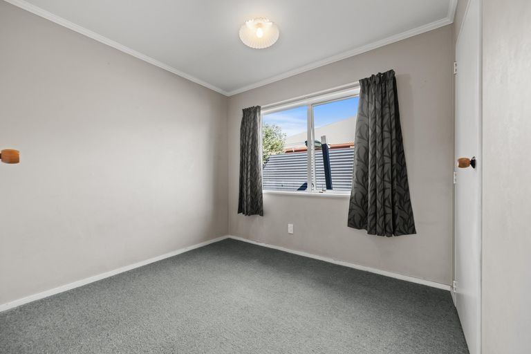 Photo of property in 10a Ihle Street, Terrace End, Palmerston North, 4410