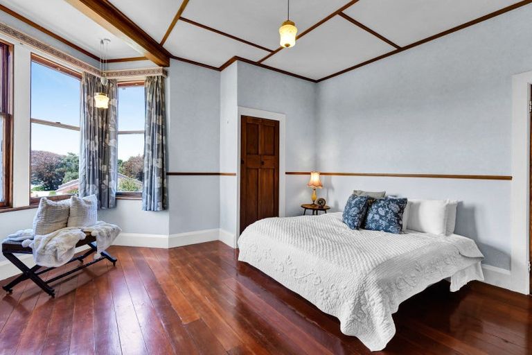 Photo of property in 68 Collins Street, Hawera, 4610