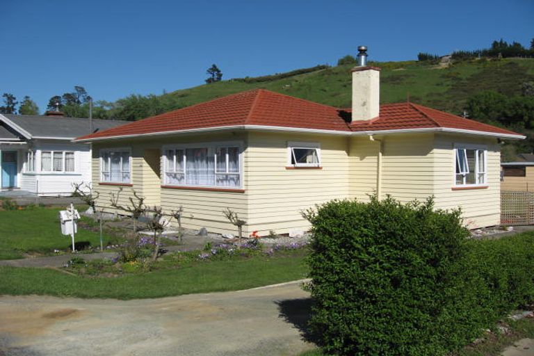 Photo of property in 200 Waimea Road, Nelson South, Nelson, 7010