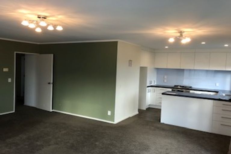 Photo of property in 8b Marama Crescent, Palmerston North, 4414