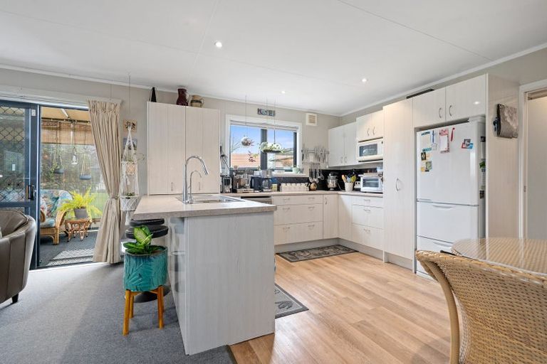 Photo of property in 49 Cowley Drive, Leamington, Cambridge, 3432