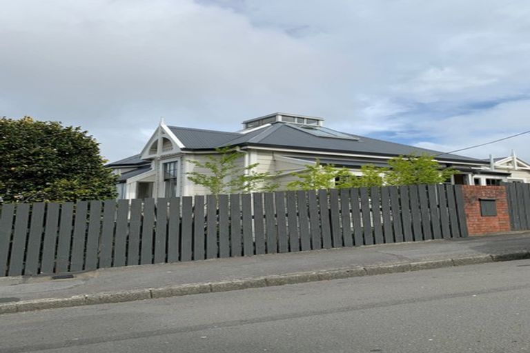 Photo of property in 21 Salamanca Road, Kelburn, Wellington, 6012