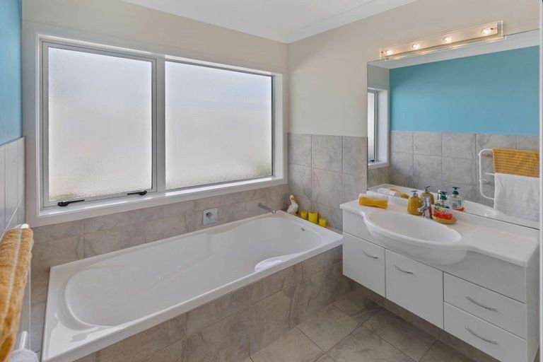 Photo of property in 3 Pharazyn Street, Gonville, Whanganui, 4500