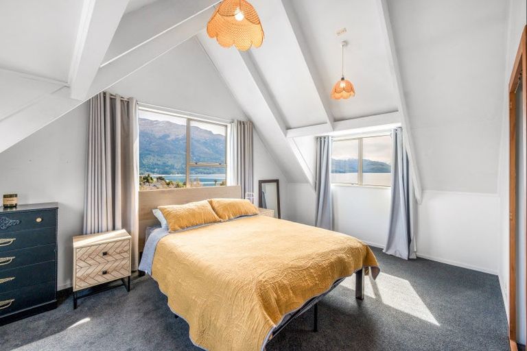 Photo of property in 111 Lakeview Terrace, Lake Hawea, Wanaka, 9382