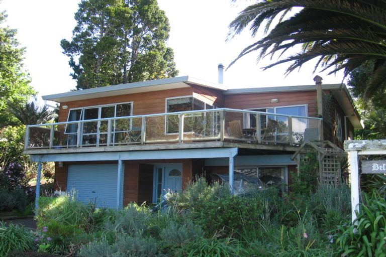 Photo of property in 176 Beach Road, Onerahi, Whangarei, 0110
