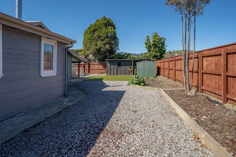Photo of property in 7 Bird Lane, Wakefield, 7025