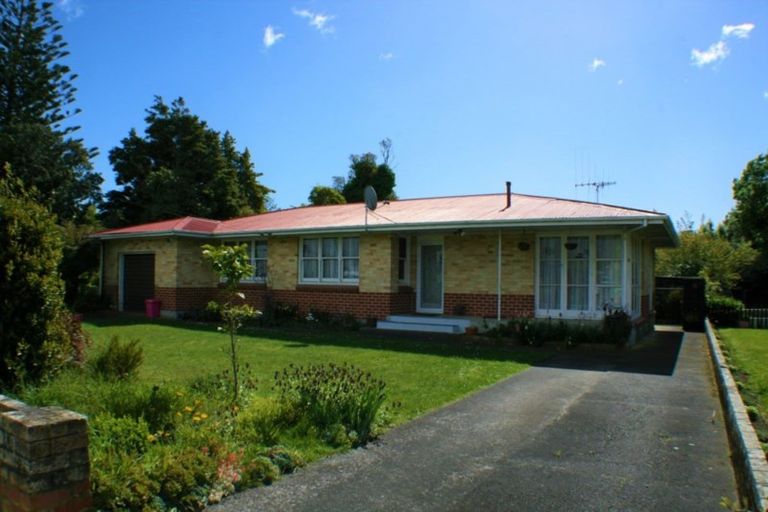 Photo of property in 8 Mabel Street, Levin, 5510