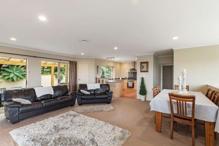 Photo of property in 136 Valley Road, Pukekohe, 2120