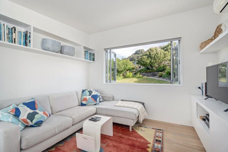 Photo of property in 217 Paku Drive, Tairua, 3508