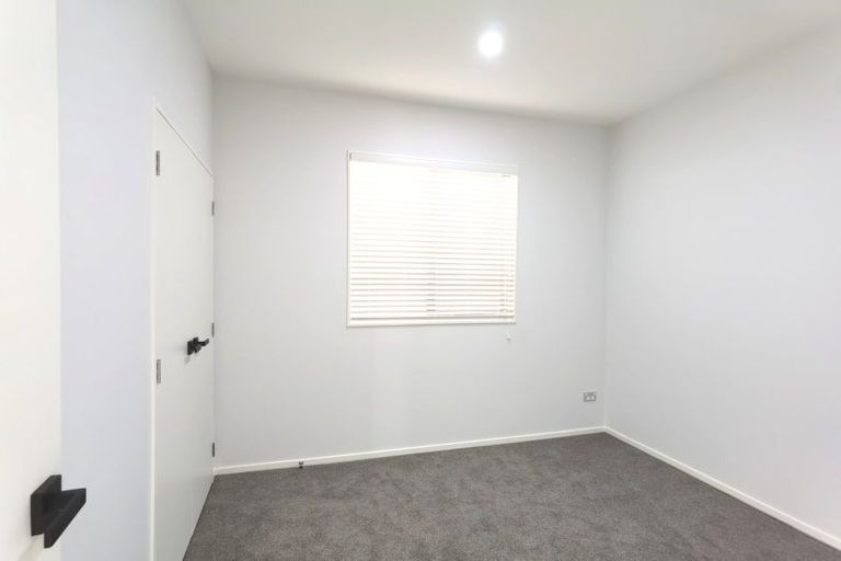 Photo of property in 4 Waka Ama Road, Karaka, Papakura, 2113