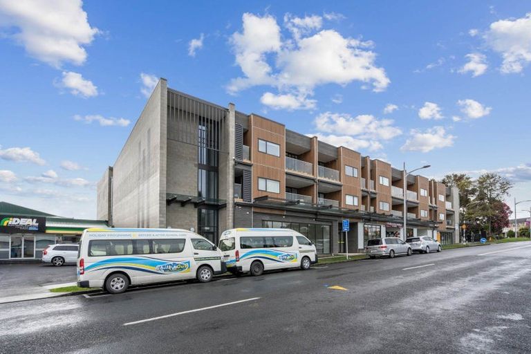 Photo of property in 212/40 East Street, Papakura, 2110